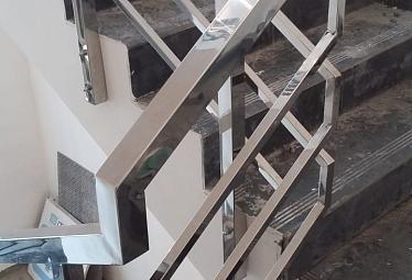 Четырёх и многоригельные перила и ограждения купить в Москве