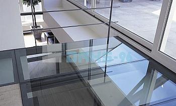 Стеклянный потолок на межэтажной площадке в Москве. Готовые проекты ПерилаГлавСнаб
