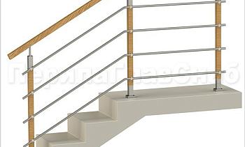 Четыре ригеля на держателях, квадратный деревянный поручень и стойки с деревянными вставками в Москве. Готовые проекты ПерилаГлавСнаб