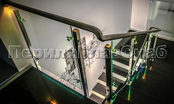 Ограждения со стеклом и подсветкой поручня в Москве. Готовые проекты ПерилаГлавСнаб