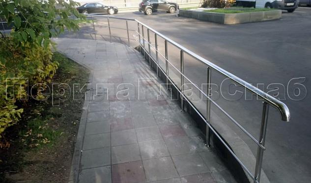 Монтаж перил. Народного Ополчения 28 в Москве. Готовые проекты ПерилаГлавСнаб