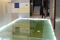 Стеклянные полы с подсветкой в Москве. Готовые проекты ПерилаГлавСнаб - фото 1