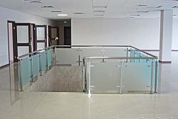 Ограждения из нержавейки со стеклом в Москве. Готовые проекты ПерилаГлавСнаб - фото 10