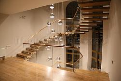 Стеклянные перила для винтовых лестниц в Москве. Готовые проекты ПерилаГлавСнаб - фото 2