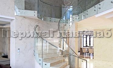 Стеклянные ограждения винтовой лестницы и баллюстрады купить в Москве